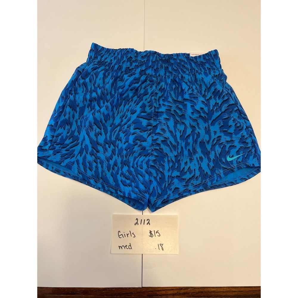Girls‎ med Nike shorts (2112)